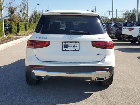 Used 2020 Mercedes-Benz GLB 250 4MATIC image 6