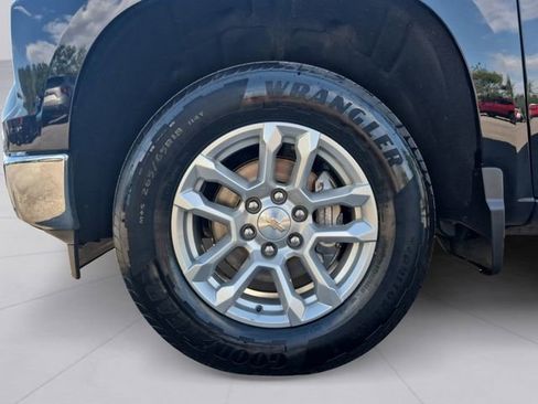 Certified 2023 Chevrolet Silverado 1500 LT AWD/4WD image 9