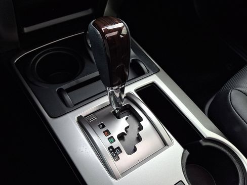 Used 2023 Toyota 4Runner Limited image 15