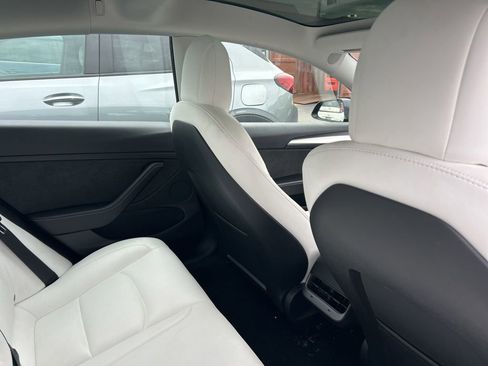 Used 2022 Tesla Model 3 Performance AWD/4WD image 12