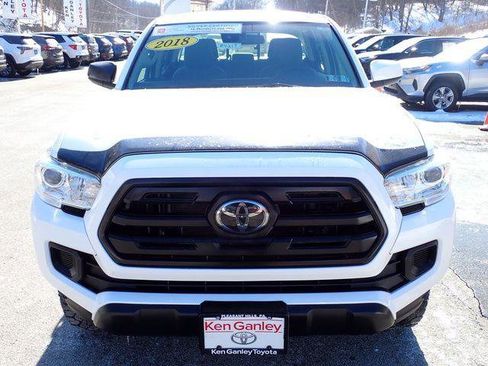 Certified 2018 Toyota Tacoma SR w/ SR Convenience Package image 12