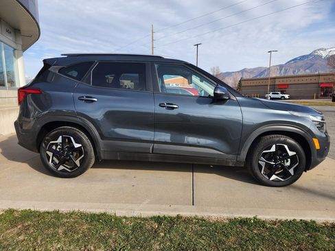 Certified 2025 Kia Seltos S image 4