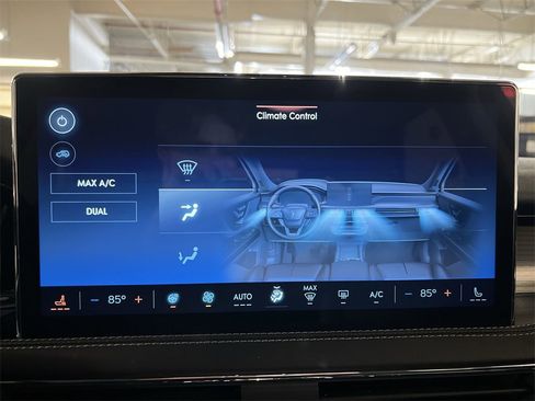 Certified 2025 Lincoln Corsair AWD w/ Equipment Group 101A image 17