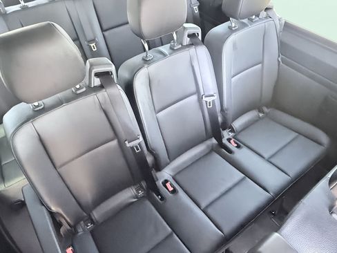 Used 2024 Mercedes-Benz Sprinter 2500 image 36