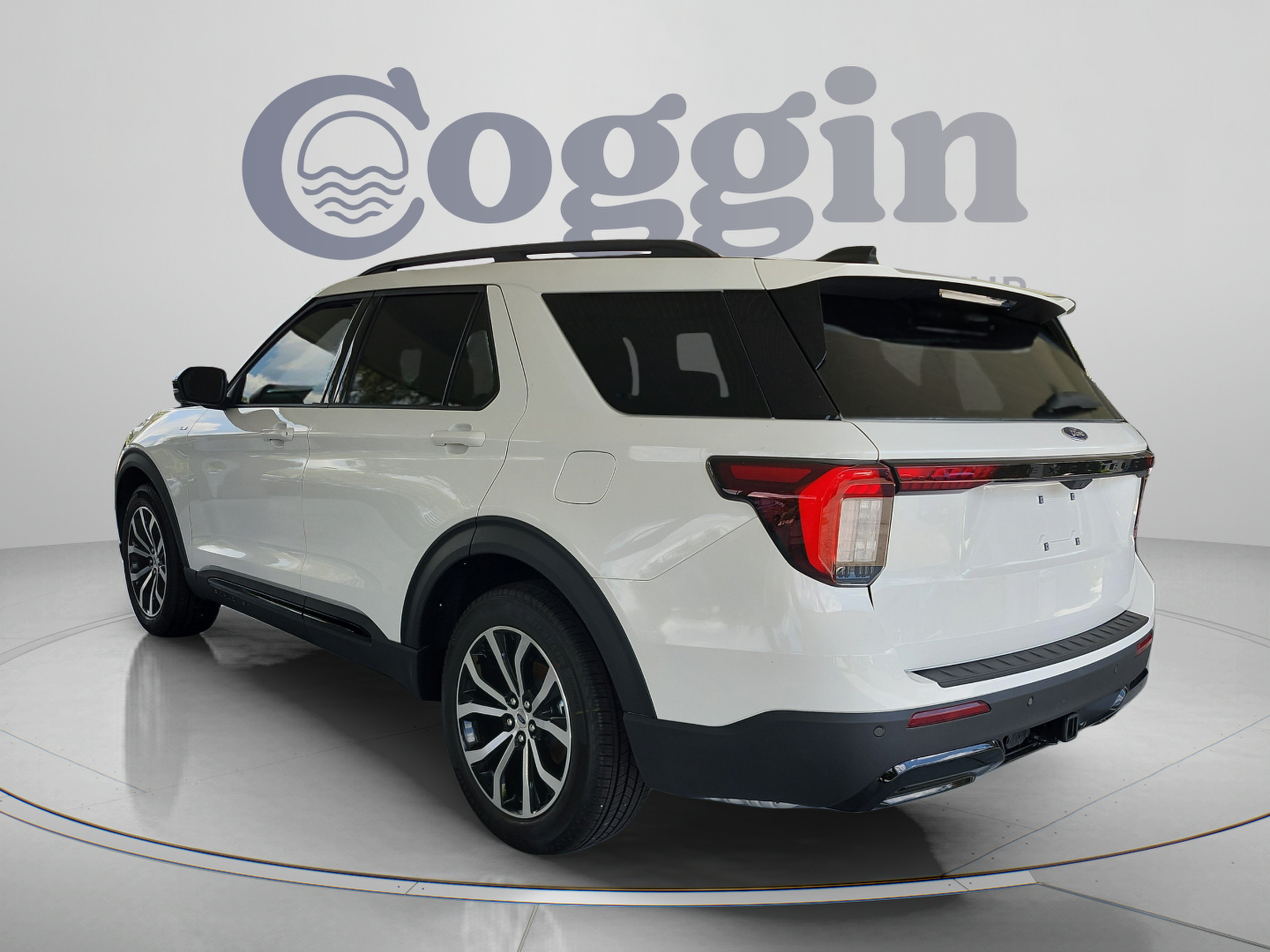 New 2026 Ford Explorer ST-Line w/ Premium Package RWD image 3
