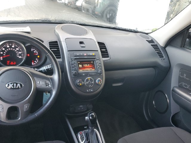 Used 2013 Kia Soul + w/ Audio Pkg FWD image 14