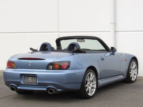Used 2004 Honda S2000 image 6
