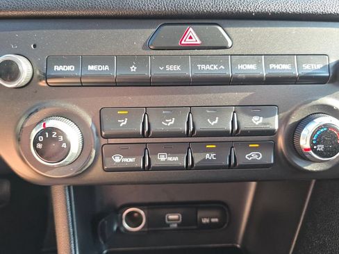 Used 2022 Kia Sportage LX FWD image 19