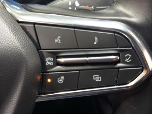 Used 2025 Chevrolet Equinox LT w/ Convenience Package II image 23