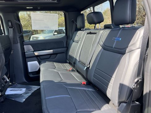 New 2026 Ford F450 Platinum image 25