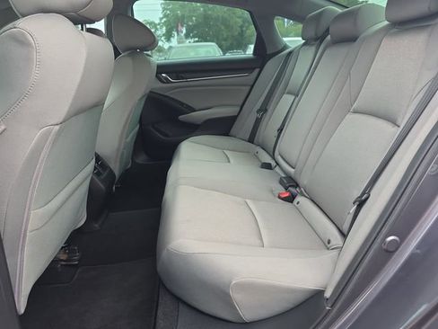 Used 2020 Honda Accord EX image 29