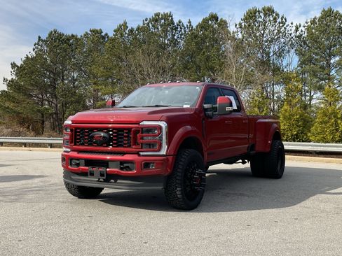 Used 2024 Ford F450 Limited w/ FX4 Off-Road Package image 13