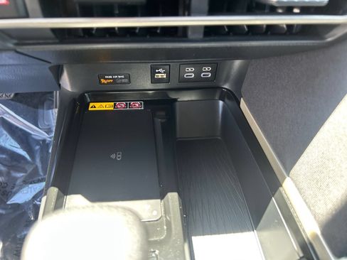 Used 2025 Toyota Camry LE FWD image 26