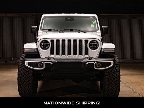 Used 2020 Jeep Wrangler Unlimited Sahara image 4