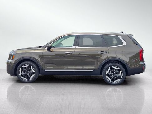 Certified 2023 Kia Telluride S FWD image 7
