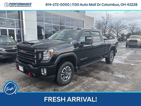 Used 2022 GMC Sierra 2500 AT4 w/ AT4 Preferred Package image 8