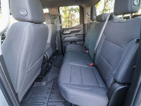 Used 2024 GMC Sierra 1500 SLE RWD image 28