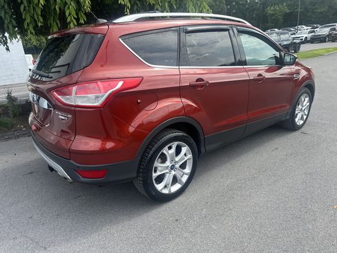 Used 2016 Ford Escape Titanium AWD/4WD image 3