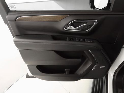 Used 2023 Chevrolet Tahoe High Country w/ LPO, Illumination Package AWD/4WD image 35