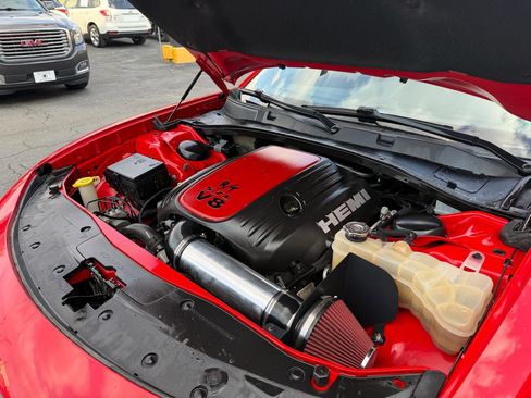 Used 2017 Dodge Charger R/T image 8