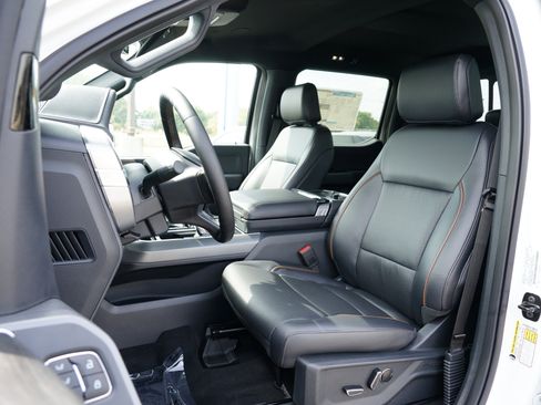 New 2025 Ford F150 Lariat w/ Equipment Group 502A High image 14