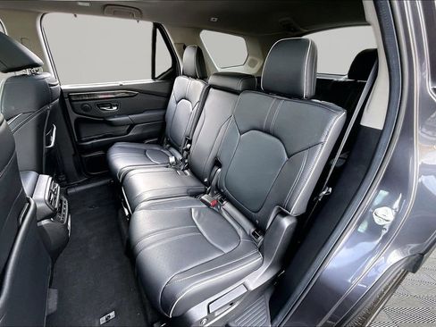 Certified 2025 Honda Pilot Elite image 16