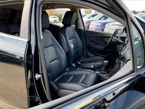 Used 2019 Buick Encore Essence image 8