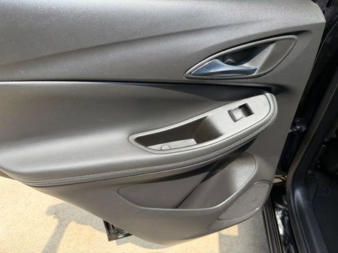 Used 2023 Buick Encore GX Select FWD image 23