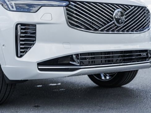 New 2026 Volvo XC90 B6 Ultra image 12