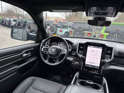 Used 2023 RAM 1500 Big Horn image 30