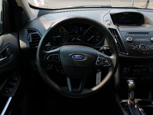 Used 2017 Ford Escape SE AWD/4WD image 10