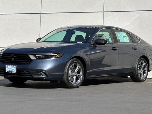 Used 2025 Honda Accord EX-L image 6