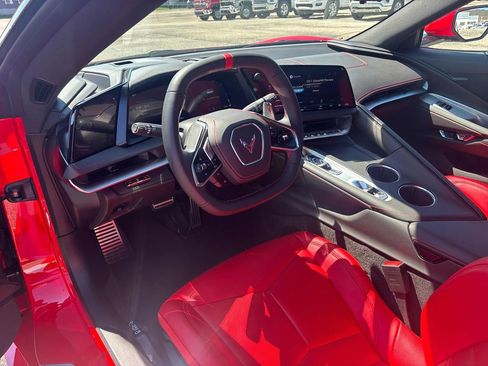 Used 2026 Chevrolet Corvette Stingray Convertible w/ Z51 Performance Package image 12