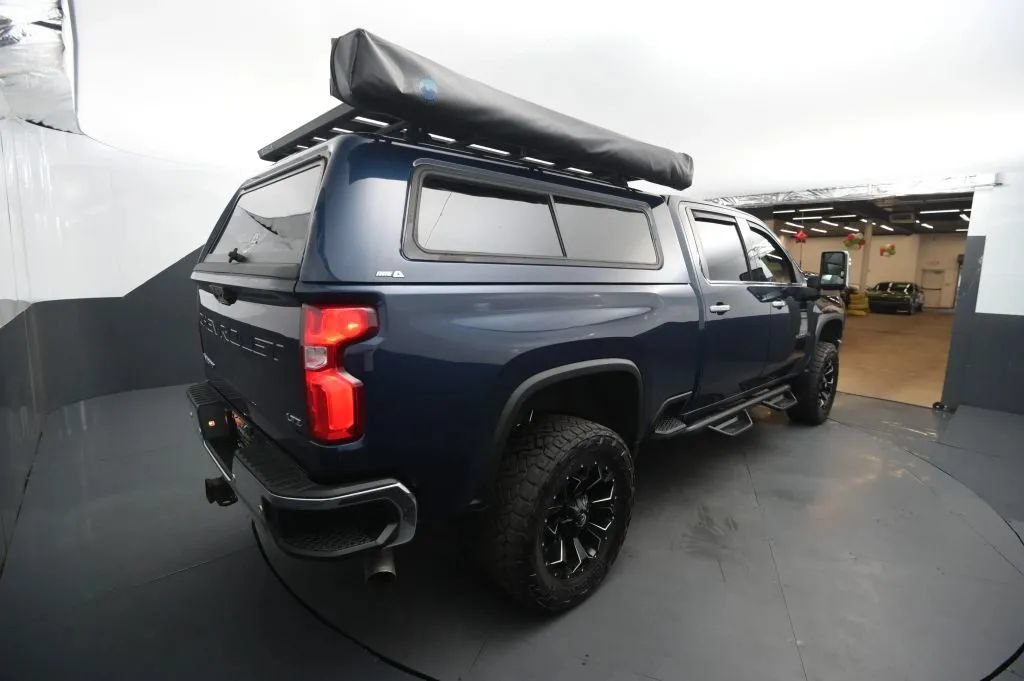 Used 2020 Chevrolet Silverado 2500 LTZ w/ Technology Package AWD/4WD image 5