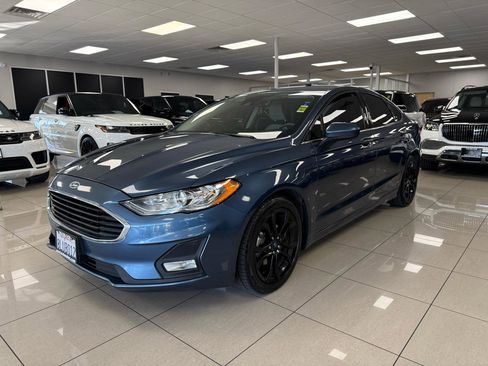 Used 2019 Ford Fusion SE w/ Equipment Group 151A image 7