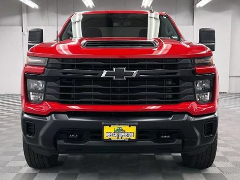 Used 2024 Chevrolet Silverado 2500 W/T AWD/4WD image 4