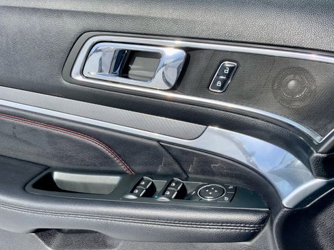 Used 2019 Ford Explorer Sport image 50