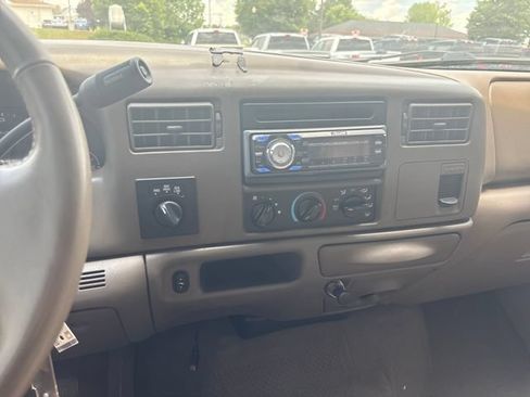 Used 2002 Ford F250 XL AWD/4WD image 19