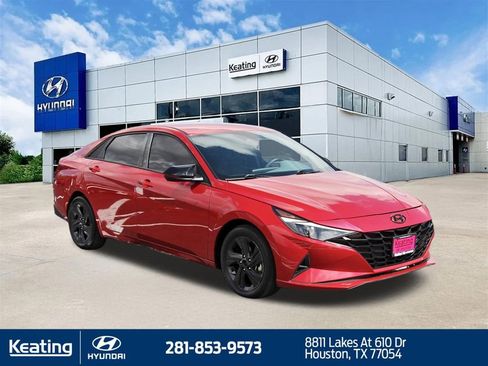 Used 2023 Hyundai Elantra SEL FWD image 3