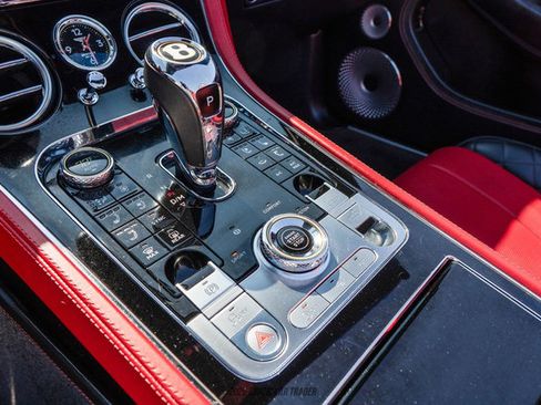 Used 2020 Bentley Continental GT V8 image 37
