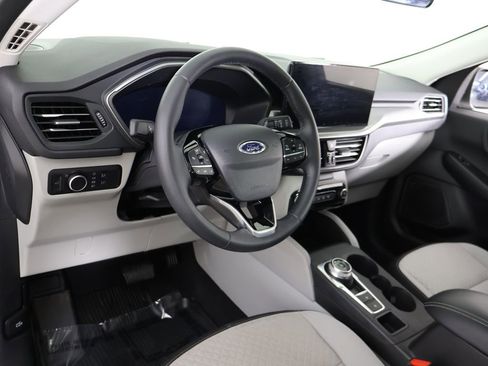 Used 2023 Ford Escape Active w/ Tech Pack #2 FWD image 31