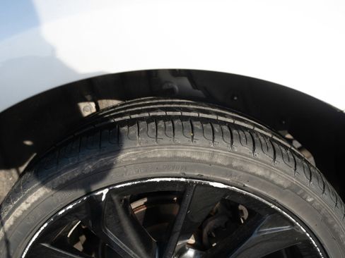 Used 2021 Toyota Corolla SE image 29