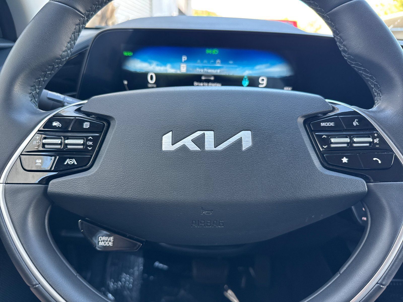Used 2023 Kia Niro Wind FWD image 27