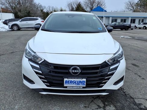 Used 2024 Nissan Versa S w/ S Plus Package image 9