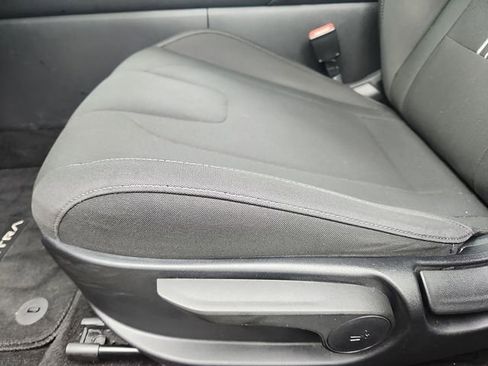 Certified 2021 Hyundai Elantra SEL w/ Convenience Package image 22