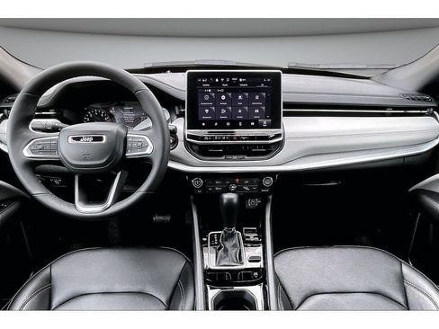 Certified 2026 Jeep Compass Limited AWD/4WD image 19