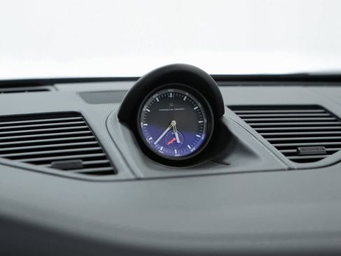 Certified 2023 Porsche 911 50th Anniversary Edition image 28