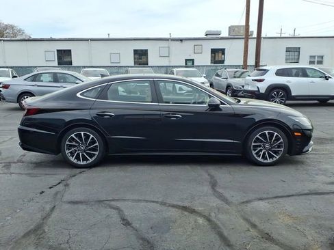 Used 2023 Hyundai Sonata Limited FWD image 4