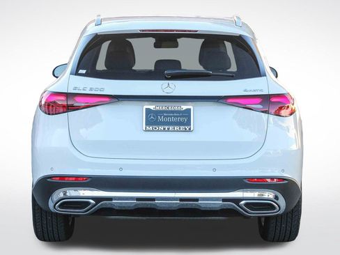 Certified 2025 Mercedes-Benz GLC 300 4MATIC image 8