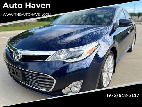 Used 2013 Toyota Avalon XLE Touring FWD image 1